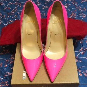 Reposhing these. Worn by original owner twice and by me twice.